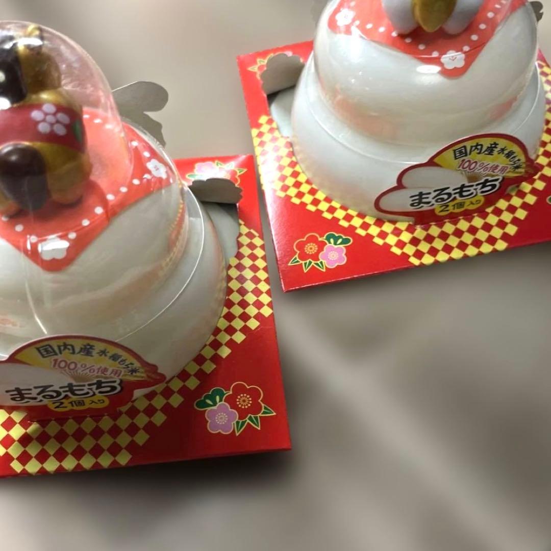 Listing ends on the 31st! TAI MATSU FOODS Kagami Mochi Decoration Set - Gold Horse & White Horse - 2 Piece Set with Mochi