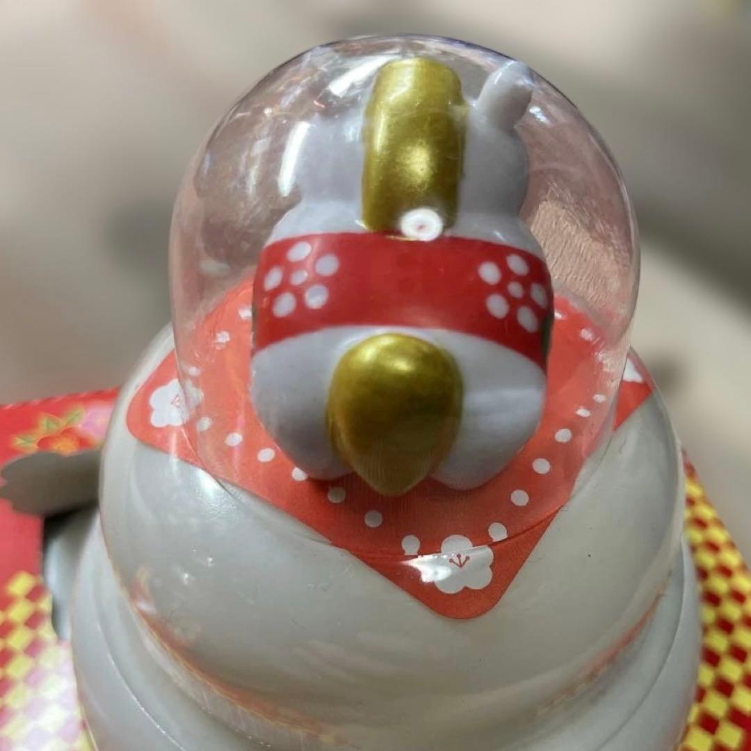 Listing ends on the 31st! TAI MATSU FOODS Kagami Mochi Decoration Set - Gold Horse & White Horse - 2 Piece Set with Mochi